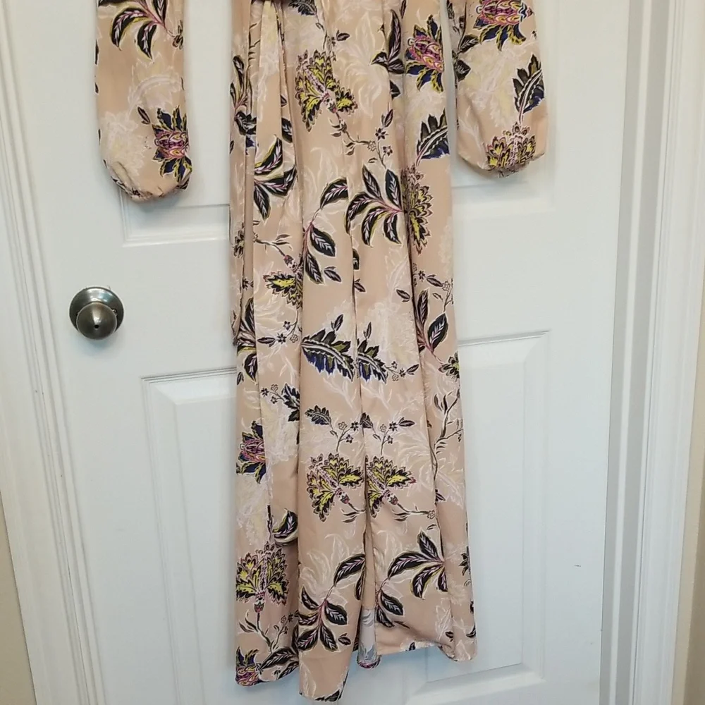 The Jetset Diaries Floral Long Sleeve Maxi Dress Tan Black Below Knee Size Small - Picture 4 of 14
